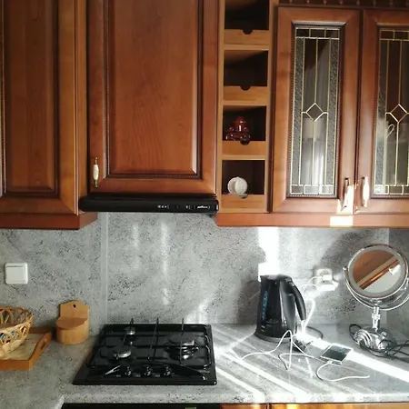 Korter Lastekodu 18 *